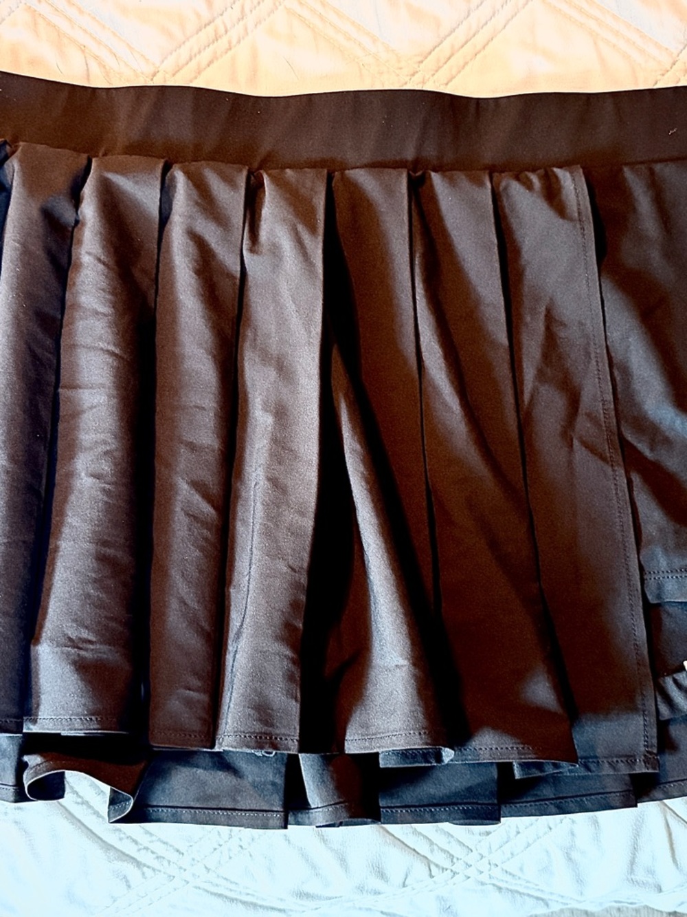 HALARA Black Pleated Skater Skirt